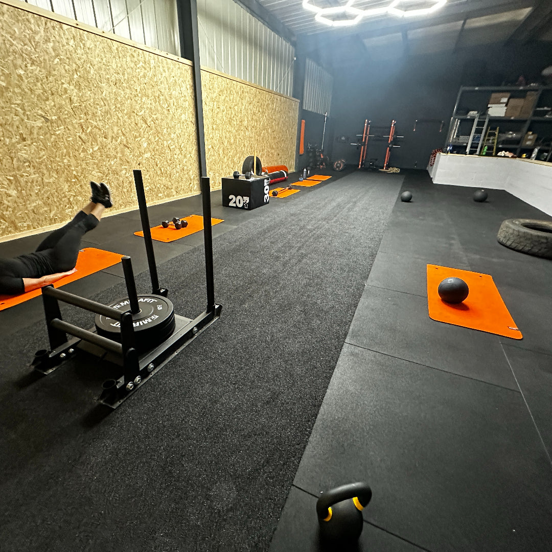Grīdas segums ar mākslīgo zāli Trackz Uni Indoor 10 × 2 m