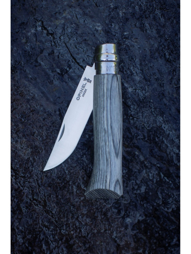 Opinel Nr.8 Laminated Grey nazobēm ar nerūsējoša tērauda asmens un pelēku bērza rokturi