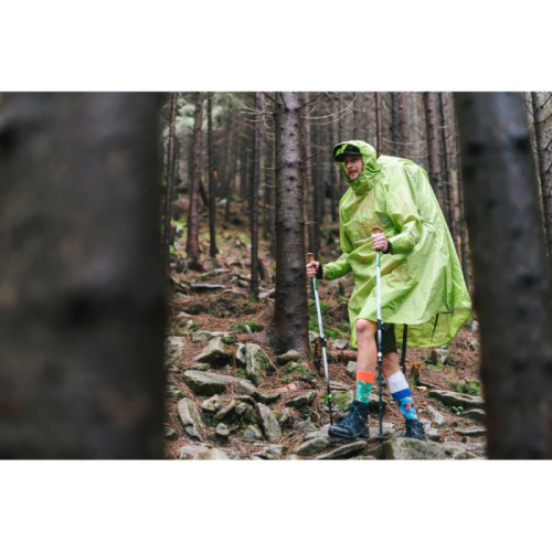 Lietus neatbaidīs Turbat Molfar Pro pončo-jaka.