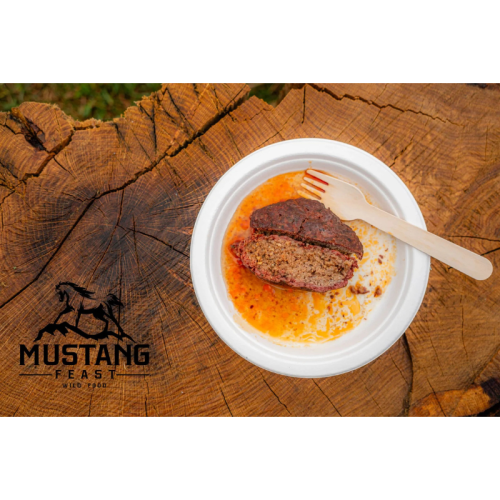 Nr. 98 Ceļojumu ēdiens MustangFeast kūpinātas liellopa maltītes ar rīsiem + brunču kūka