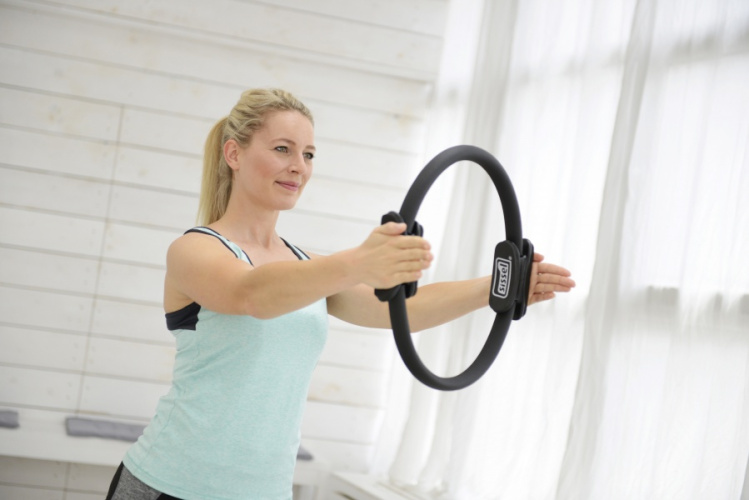 SISSEL® Pilates gredzens, 38 cm, melns