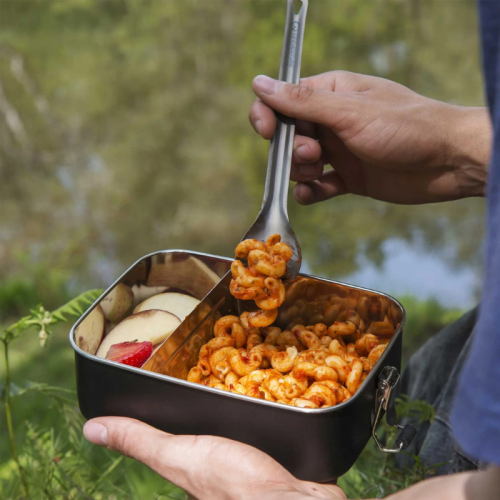 Titanija pagamintas šķēps-šķiņģis Lifeventure Titanium Long-Handled Spork