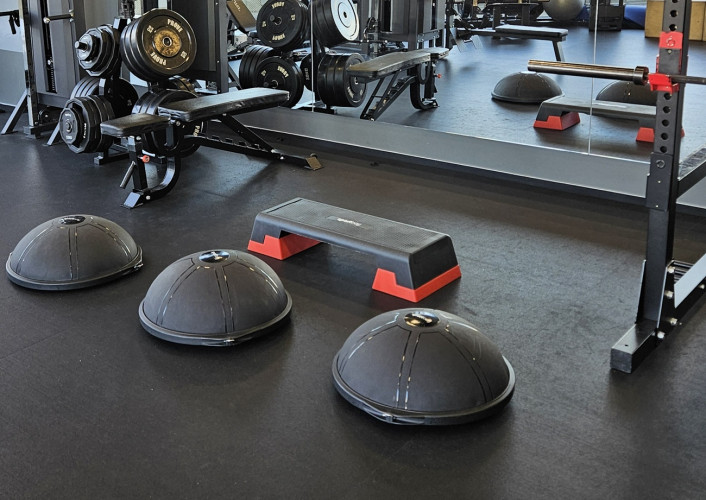 Profesionāls Sportbay® regulējams aerobikas stepa sols (15–25 cm)