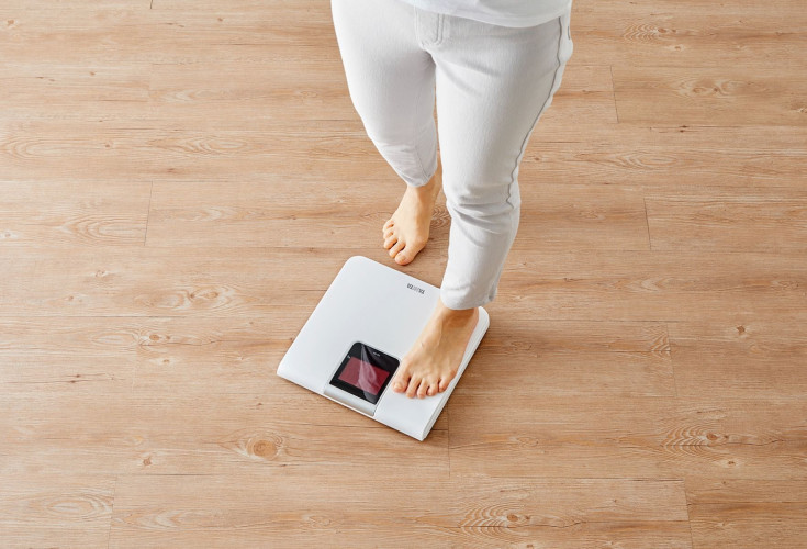 Ķermeņa svari TANITA HD-395 Bathroom Scale, balti